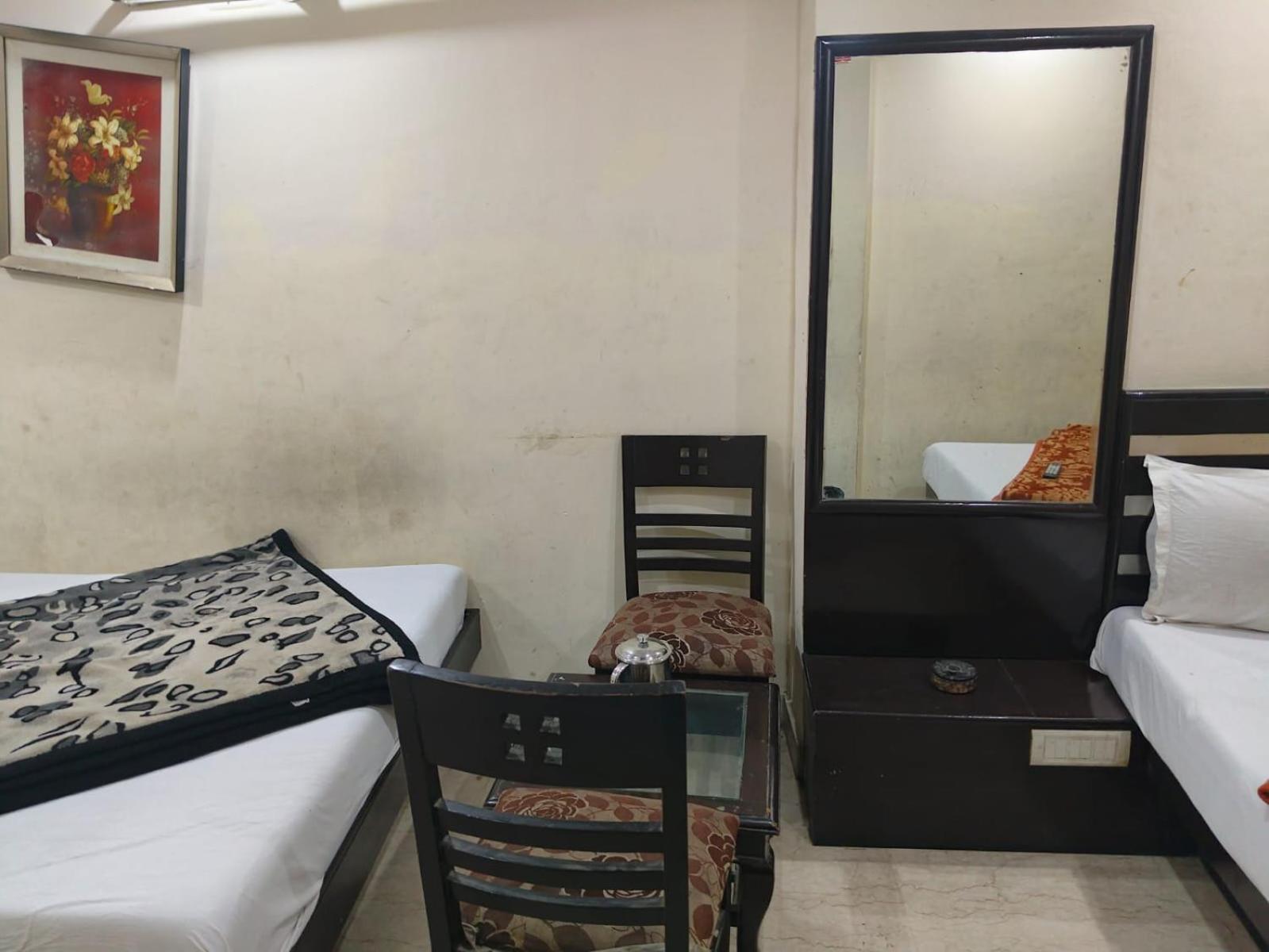 Hotel Pk International Near By New Delhi Station I Couple Friendly Luaran gambar